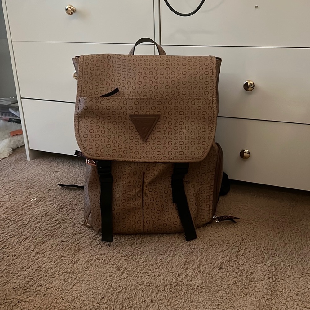 Guess bag for school or work fits a computer